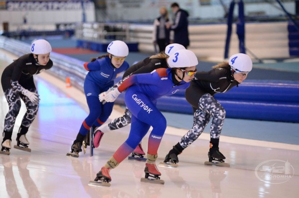Всероссийские соревнования по конькобежному спорту среди студентов прошли в Коломне