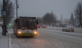 В снегопад общественный транспорт работает без сбоев