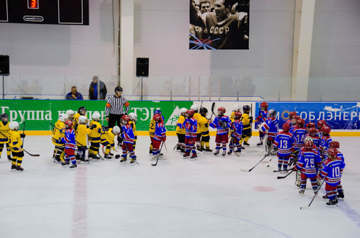 Коломенская хоккейная школа проводит набор