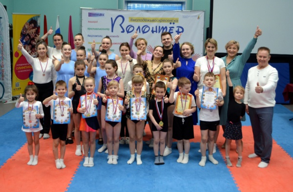 Соревнования по семейной акробатике впервые прошли в Воскресенске