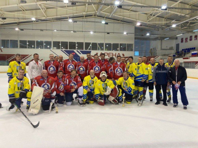 В Озёрах состоялся хоккейный матч