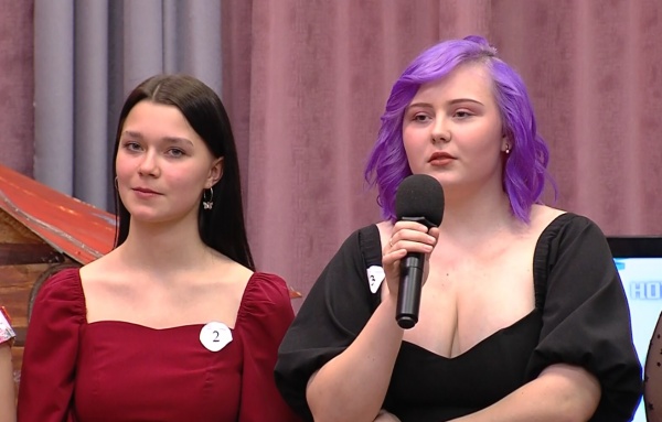 Коломчанки соревновались за титул "Мисс колледж 2022"