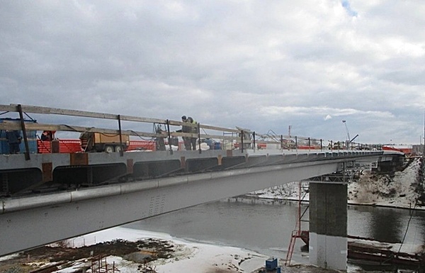 Проезжую часть Афанасьевского моста начали гидроизолировать