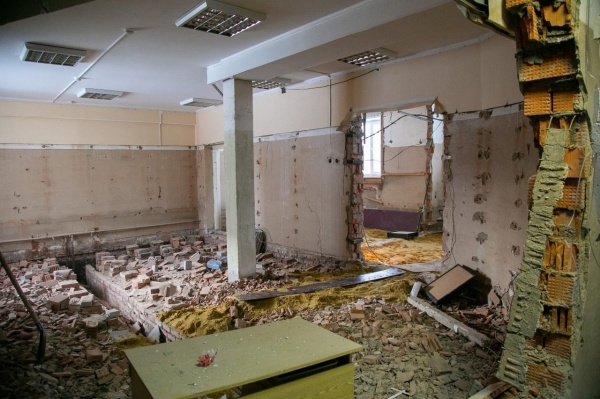 В Радужном начался ремонт помещения, предназначенного для врачей общей практики