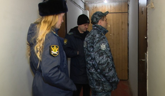 Долги коломенцев растут