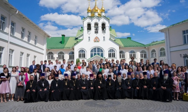В Коломенской духовной семинарии состоялся выпуск православных гимназий и школ