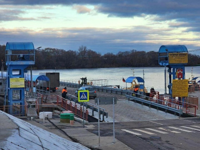 В Луховицах работают все три паромные переправы через Оку