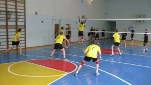 Волейбольный турнир в Луховицах собрал 8 команд из двух областей