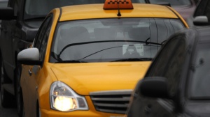 После увольнения иностранцев число водителей такси в Подмосковье уменьшилось на 40%
