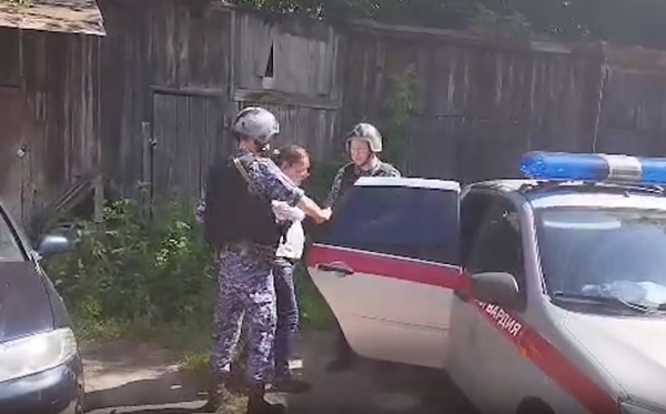 В Егорьевске женщина ранила своего знакомого