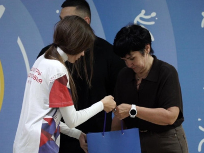 В Егорьевске предприниматели подарили детям-инвалидам форму и спортивное оборудование