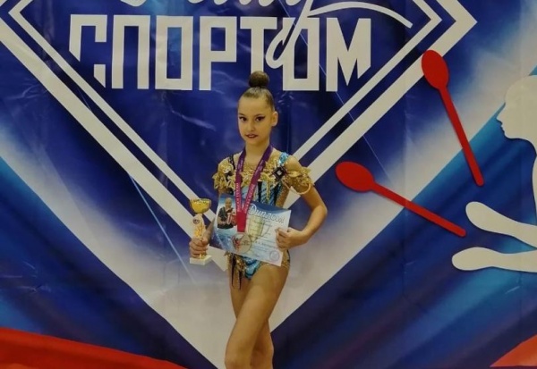 Озёрская гимнастка завоевала серебро турнира