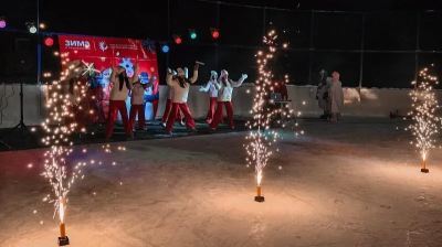 В селе Ашитково открылась новая ледовая площадка  