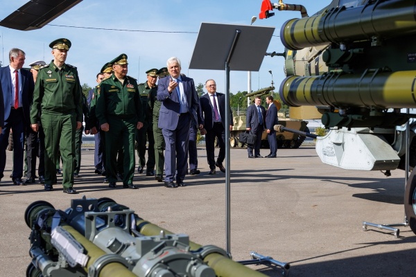 Коломну посетил министр обороны РФ
