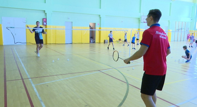 Бадминтонисты завершают подготовку к стартам