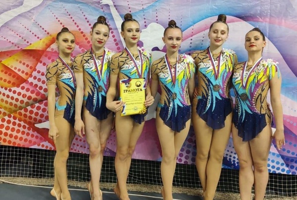 Коломенские гимнастки поучаствовали в областных соревнованиях в Сергиевом Посаде