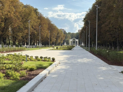 Каштановую аллею откроют в субботу