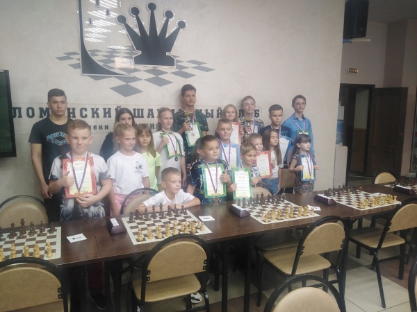 Блицтурнир по шахматам посвятили памяти жертв Беслана