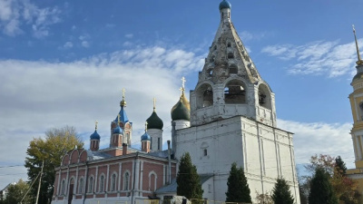 На Соборной площади Коломенского кремля реставрируют шатровую колокольню
