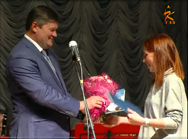 Награды в честь Дня города вручили в ДК "Тепловозостроитель"