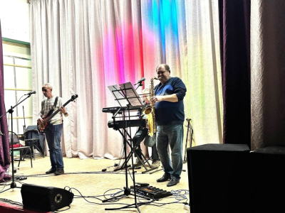 День героев Отечества отметили концертом в Ёлкино 