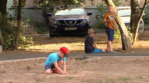 Зачем в Коломне сносят детские площадки?