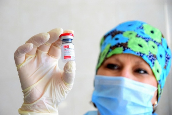 В Невском развернули мобильный пункт вакцинации