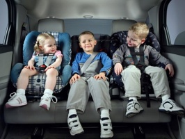 Рейд "Ребенок - пассажир": в каждом седьмом автомобиле детей перевозили с нарушениями