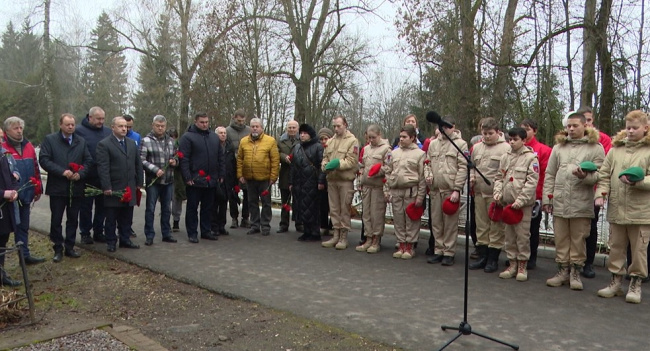 Мемориалы, на которых не выбито имён