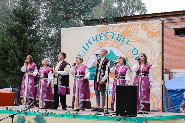 Представители огуречной столицы побывали на празднике огурца