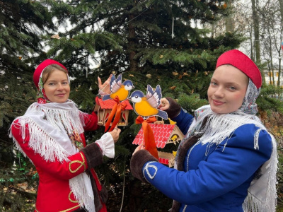 В парке &quot;200 лет Егорьевску&quot; 12 ноября пройдёт праздник &quot;Синичкин день&quot;