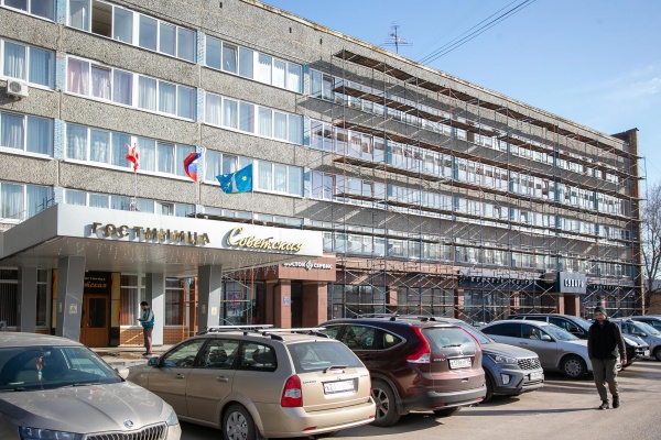 Начался капитальный ремонт помещений и фасада гостиницы "Советская"