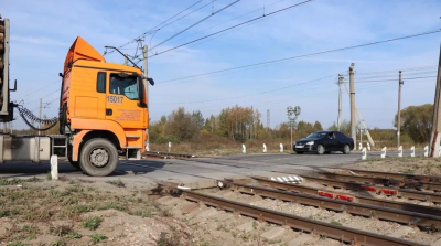 В ночь с 28 на 29 октября переезд у станции "Беззубово" закроют