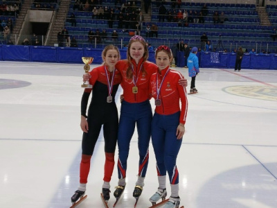 Коломенские конькобежцы приняли участие в соревнованиях по шорт-треку