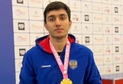 Коломенец выиграл медаль соревнований по каратэ