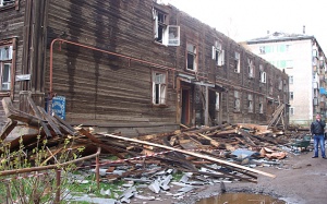 В Коломне снесли первый аварийный дом по программе расселения ветхого жилья
