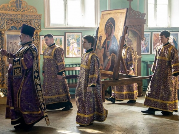 Коломенцы могут поклониться православной святыне