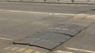 Состояние &quot;лежачих полицейских&quot; оставляет желать лучшего