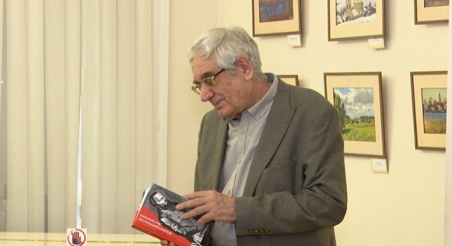 "Жизнестроительство Достоевского"