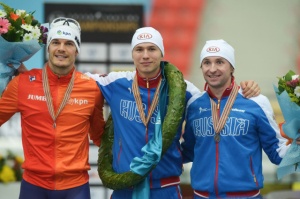 Павел Кулижников стал первым в истории конькобежцем, выигравшим за один сезон три Кубка мира
