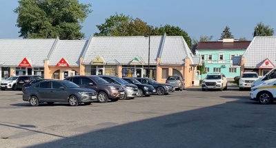 Введение платных парковок провоцирует образование стихийных стоянок