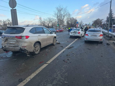 В Луховицах столкнулись 5 автомобилей