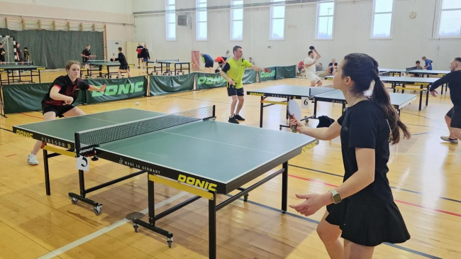 Открытый турнир по настольному теннису собрал более 90 участников 