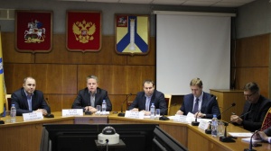 Глава Коломенского района провел встречу жителей с представителями дорожных служб