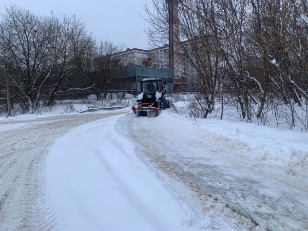 100 единиц техники и 600 человек чистят городской округ Коломна от снега
