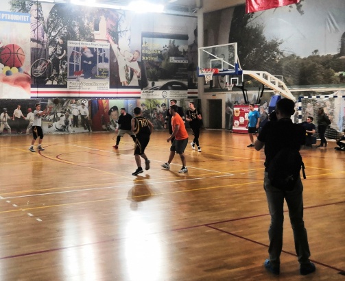 Во Дворце спорта "Зарайск" провели турнир по стритболу