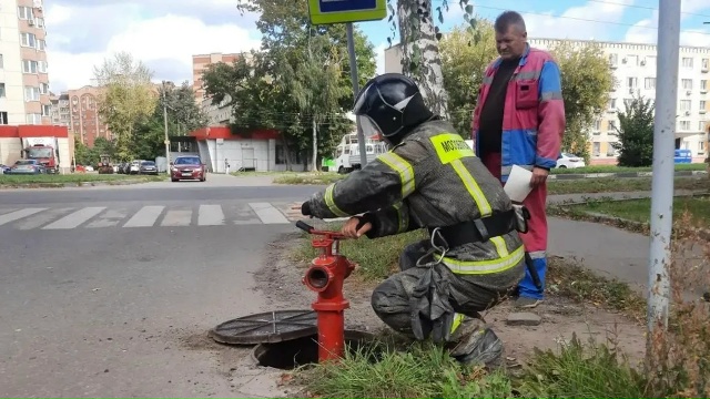 Спасатели провели проверку противопожарного водоснабжения