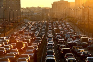 ГИБДД предупреждает жителей Подмосковья об ухудшении дорожной обстановки