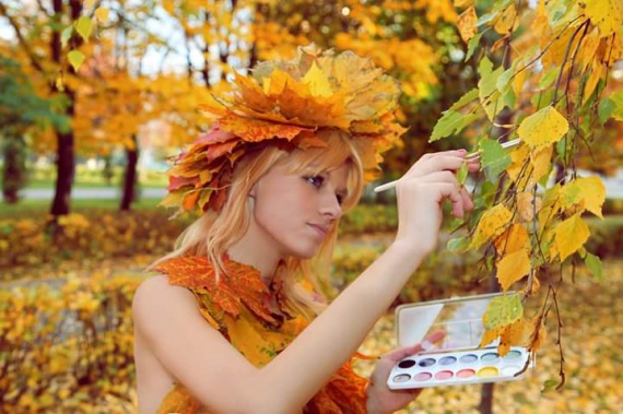 Осень красит листья
