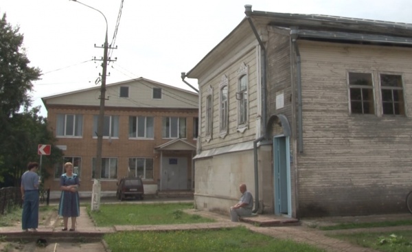Жители бережно хранят историю села Дединова 
